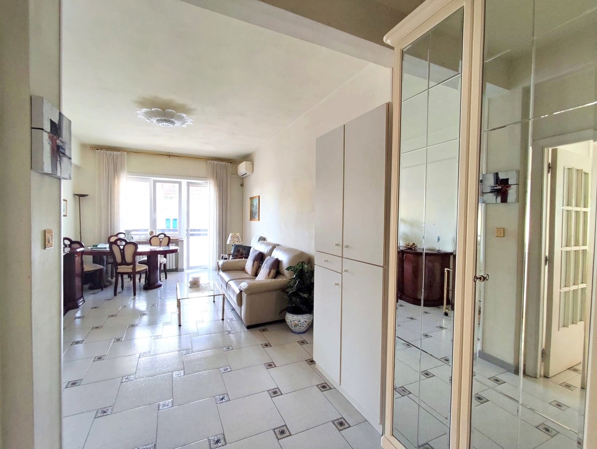 Foto 4 di 43 - Appartamento in vendita a Portici