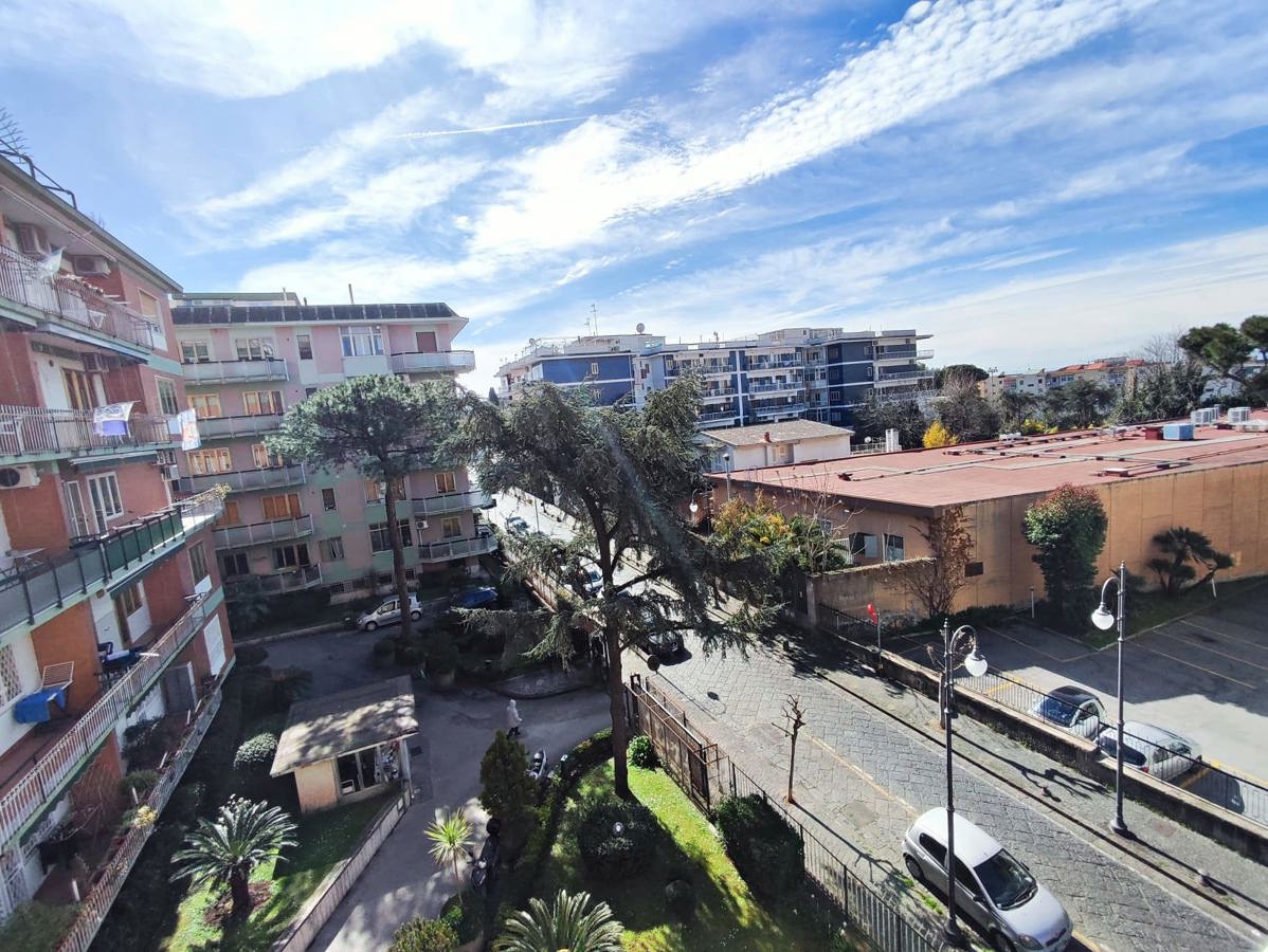 Foto 20 di 43 - Appartamento in vendita a Portici