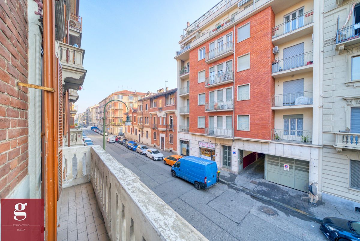 Foto 23 di 28 - Appartamento in vendita a Torino