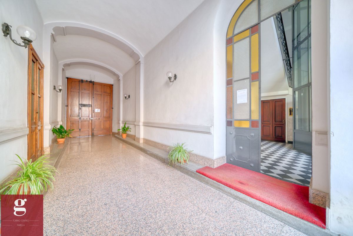 Foto 25 di 28 - Appartamento in vendita a Torino