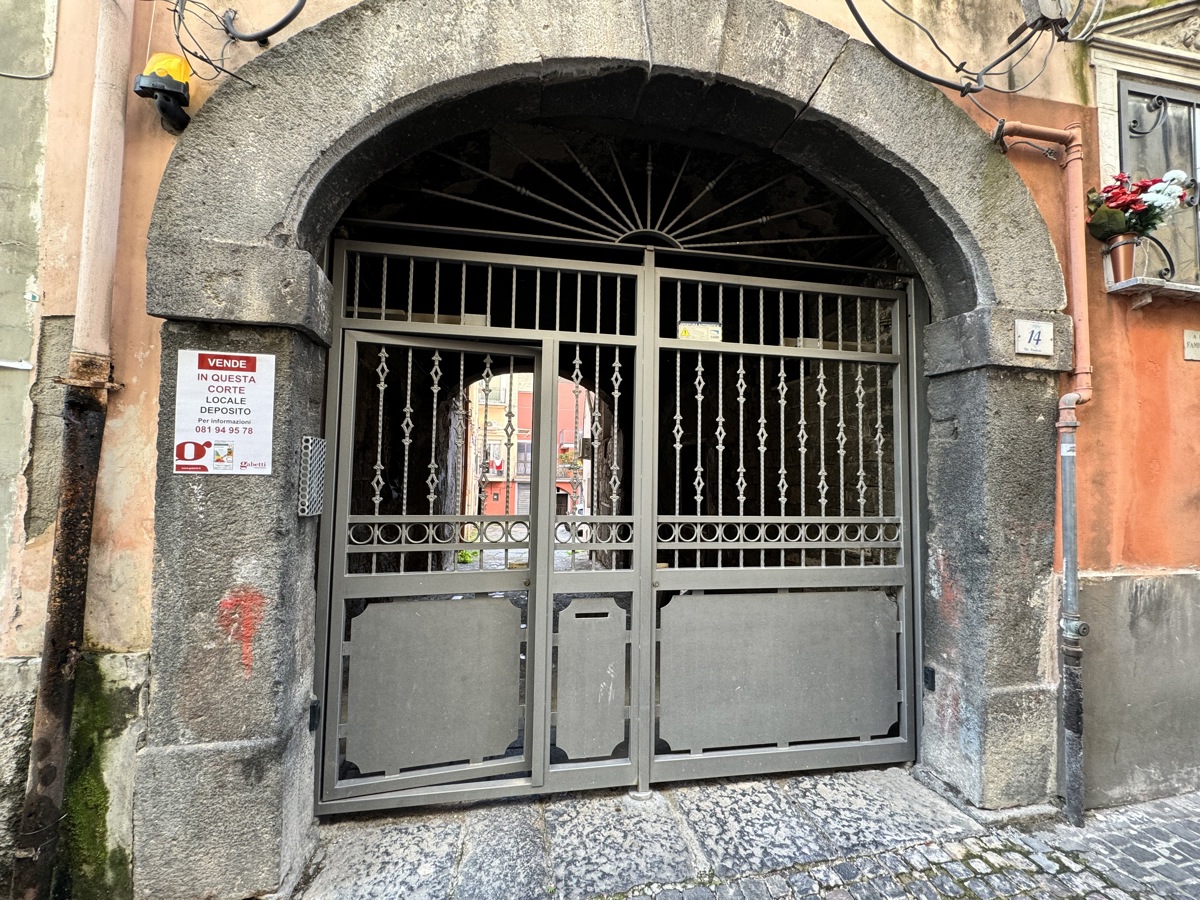 Foto 6 di 16 - Magazzino in vendita a Sarno