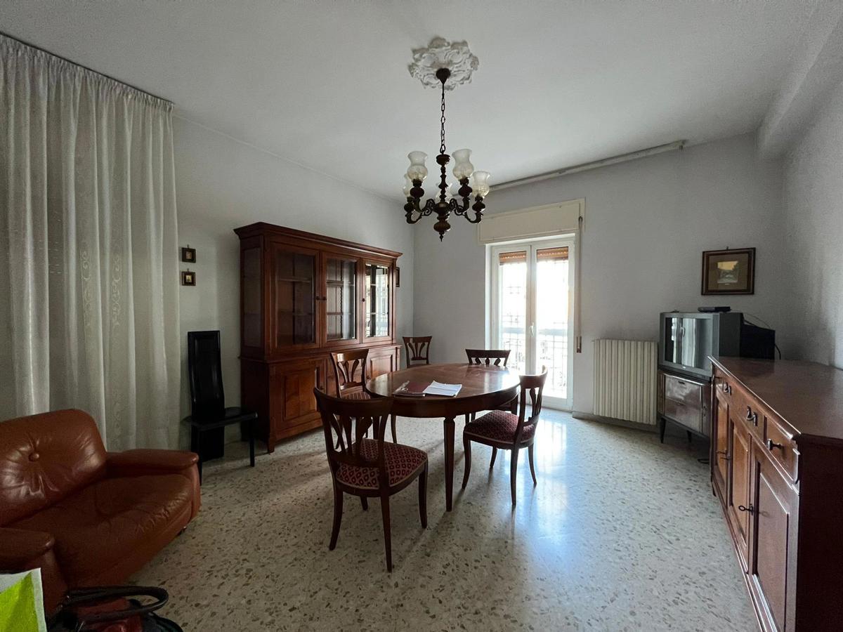 Foto 1 di 16 - Appartamento in affitto a Bari