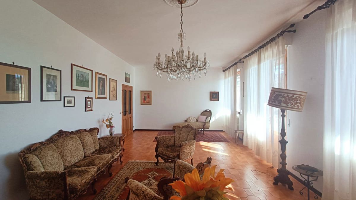 Foto 11 di 28 - Appartamento in vendita a Castelnuovo Berardenga