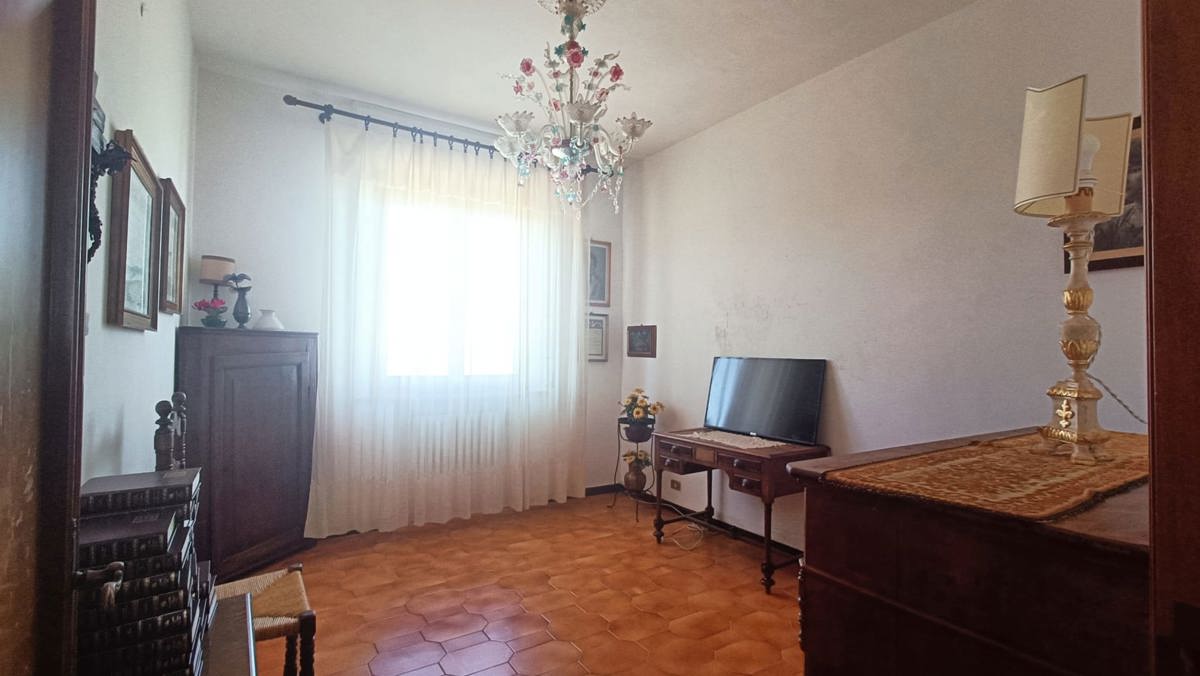 Foto 15 di 28 - Appartamento in vendita a Castelnuovo Berardenga