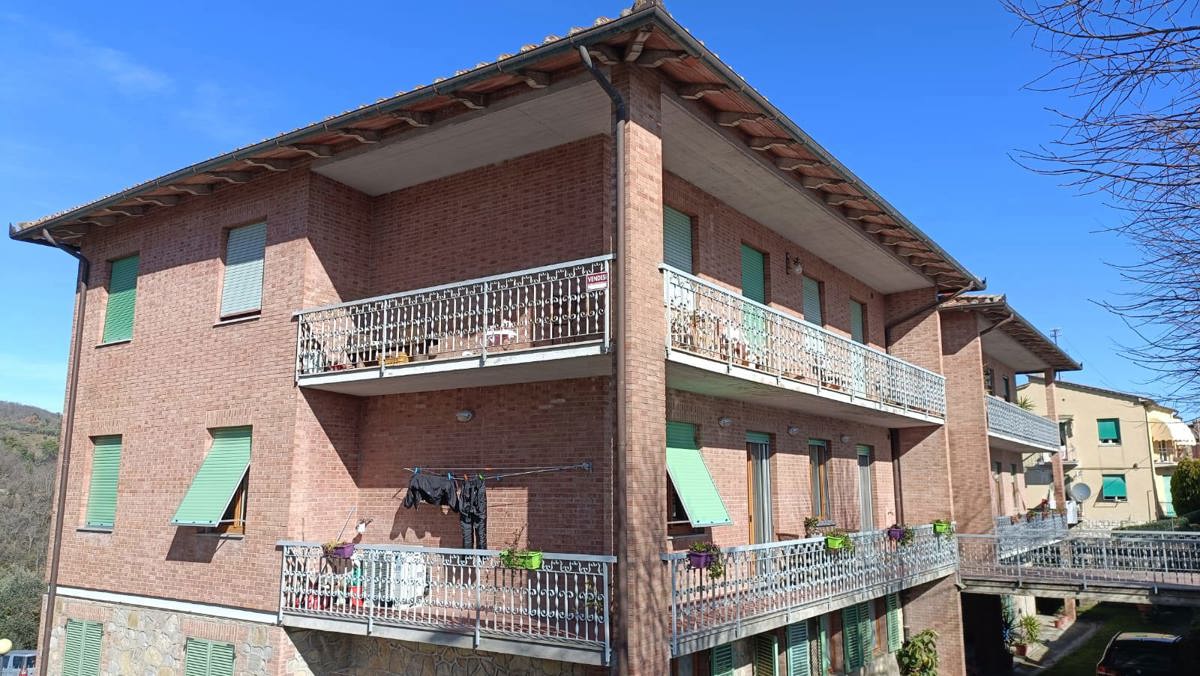 Foto 3 di 28 - Appartamento in vendita a Castelnuovo Berardenga