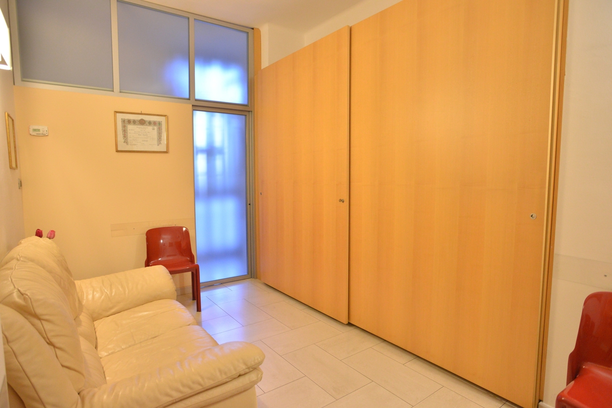 Foto 9 di 16 - Appartamento in vendita a Bari