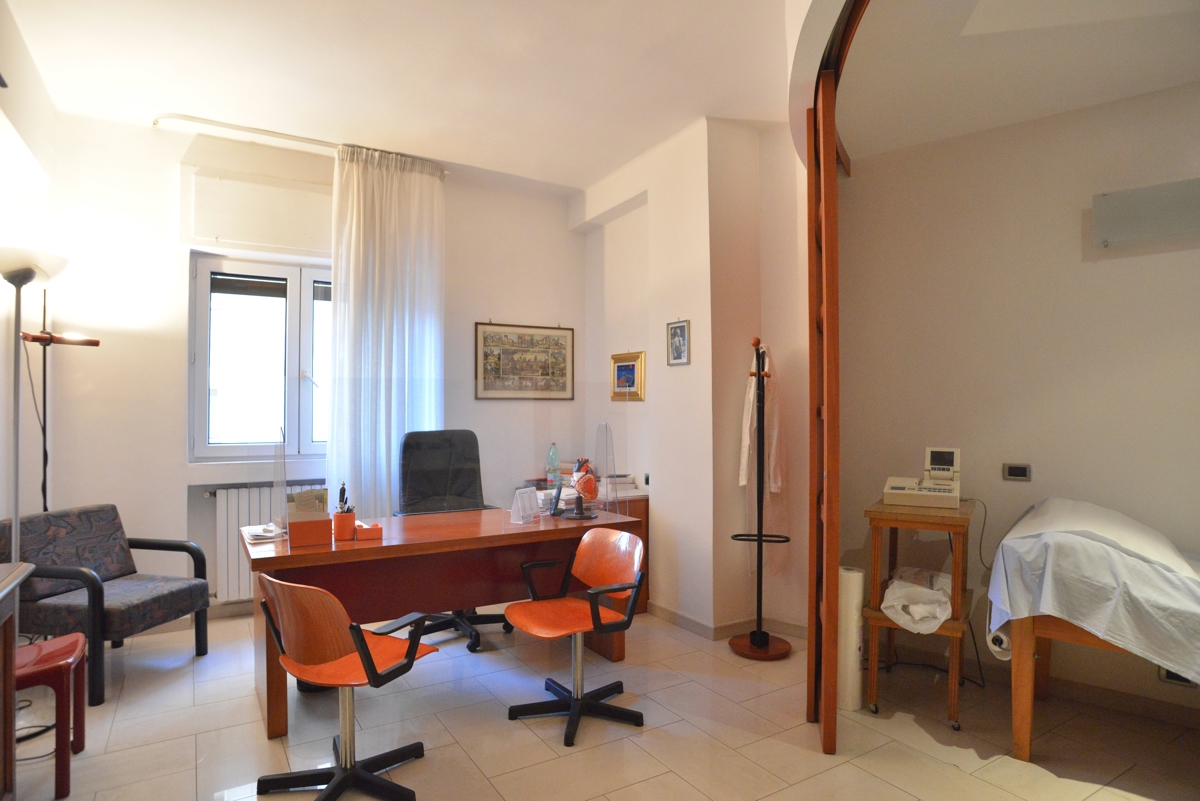 Foto 7 di 16 - Appartamento in vendita a Bari