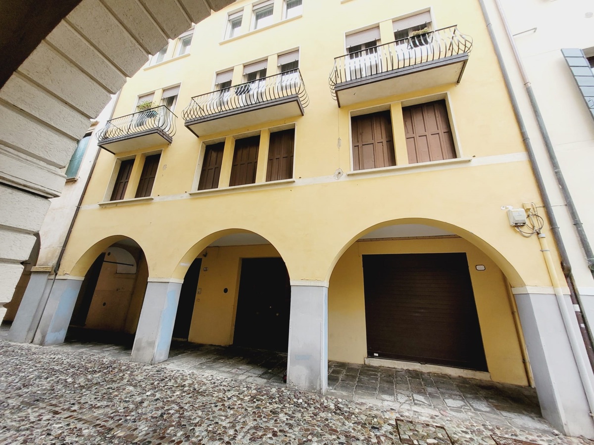 Foto 1 di 14 - Appartamento in vendita a Padova