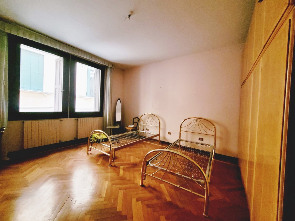 Foto 13 di 14 - Appartamento in vendita a Padova