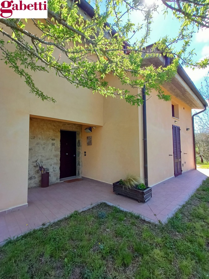 Foto 2 di 44 - Villa in vendita a Monteriggioni