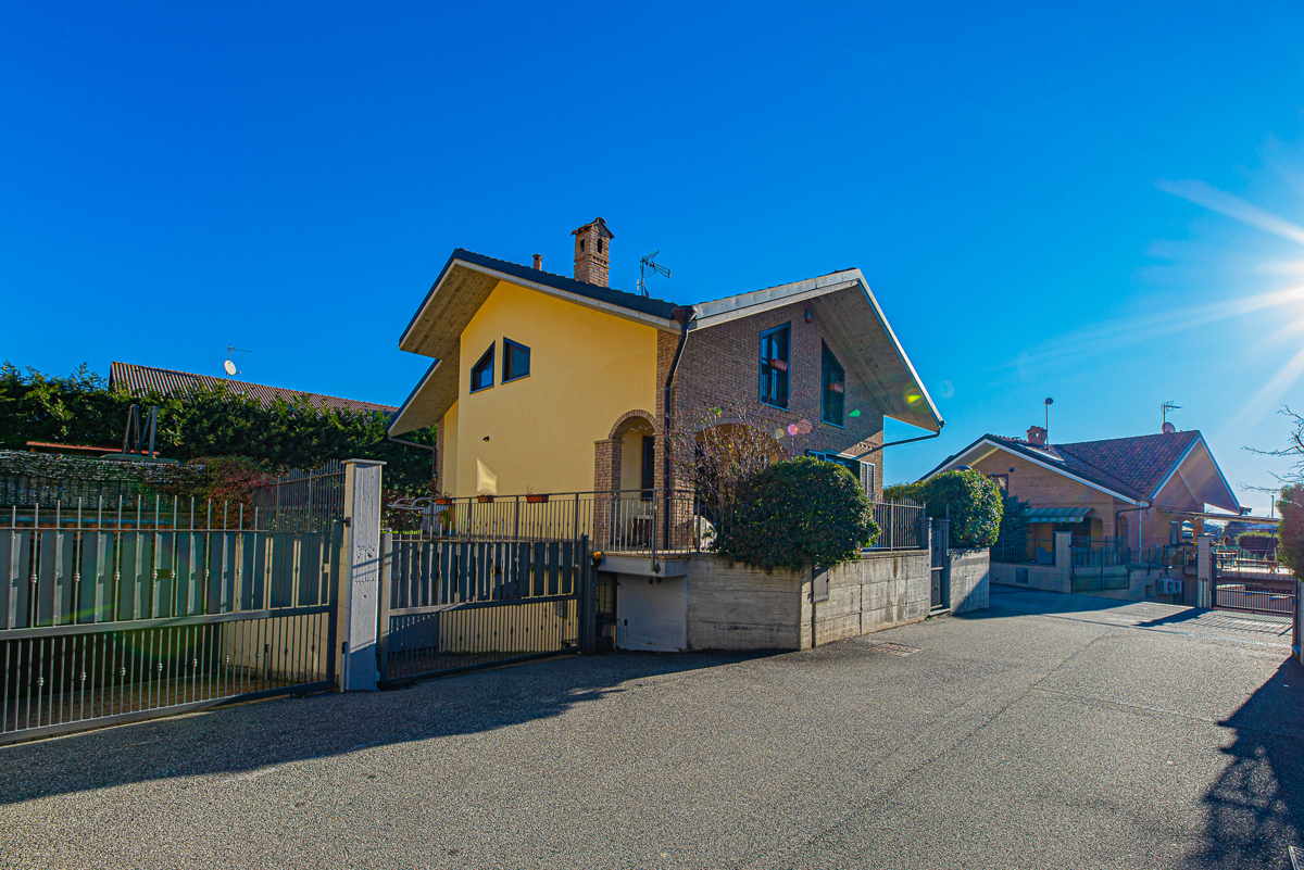 Foto 3 di 52 - Villa in vendita a Givoletto