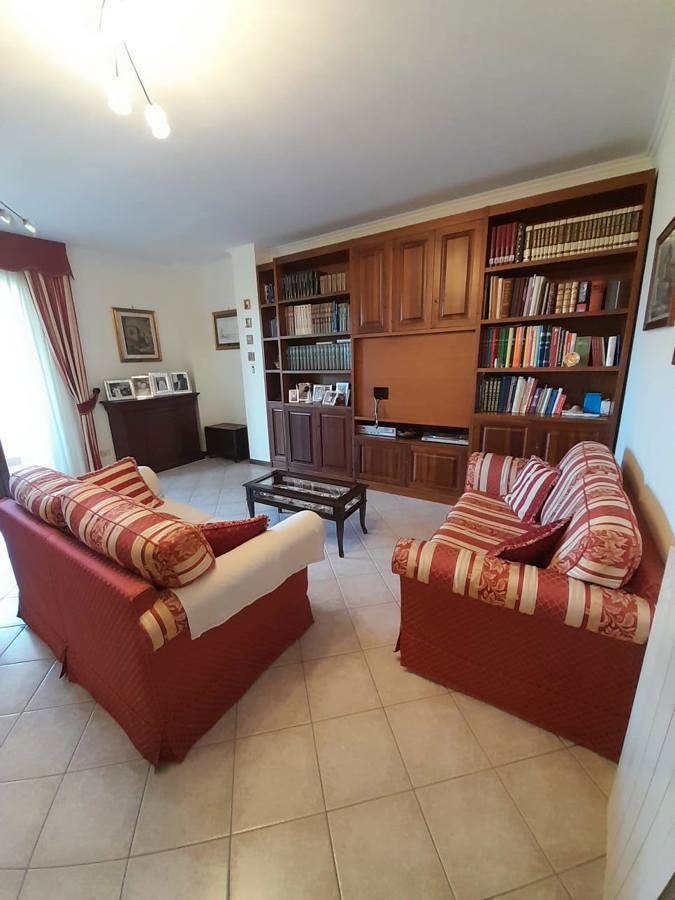 Foto 18 di 48 - Villa a schiera in vendita a Bracciano