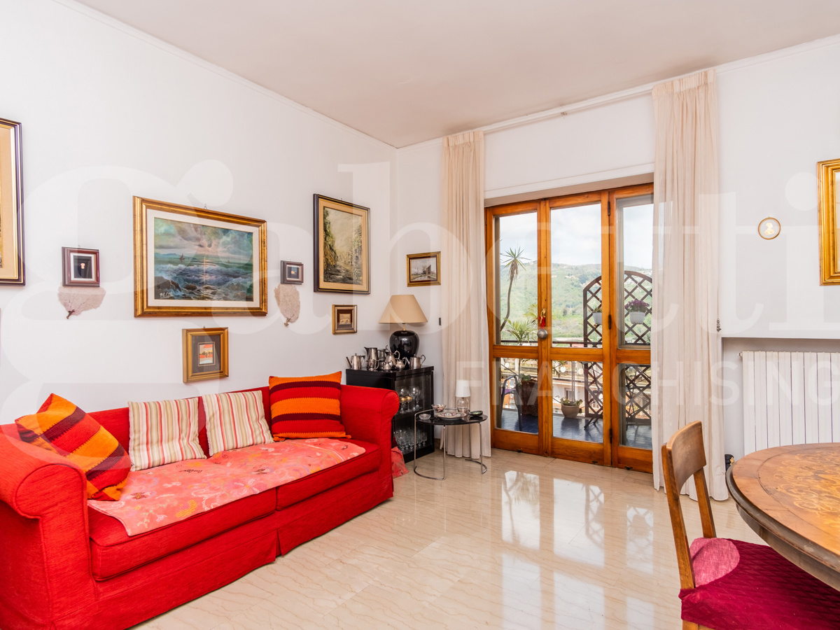 Foto 4 di 27 - Appartamento in vendita a Napoli