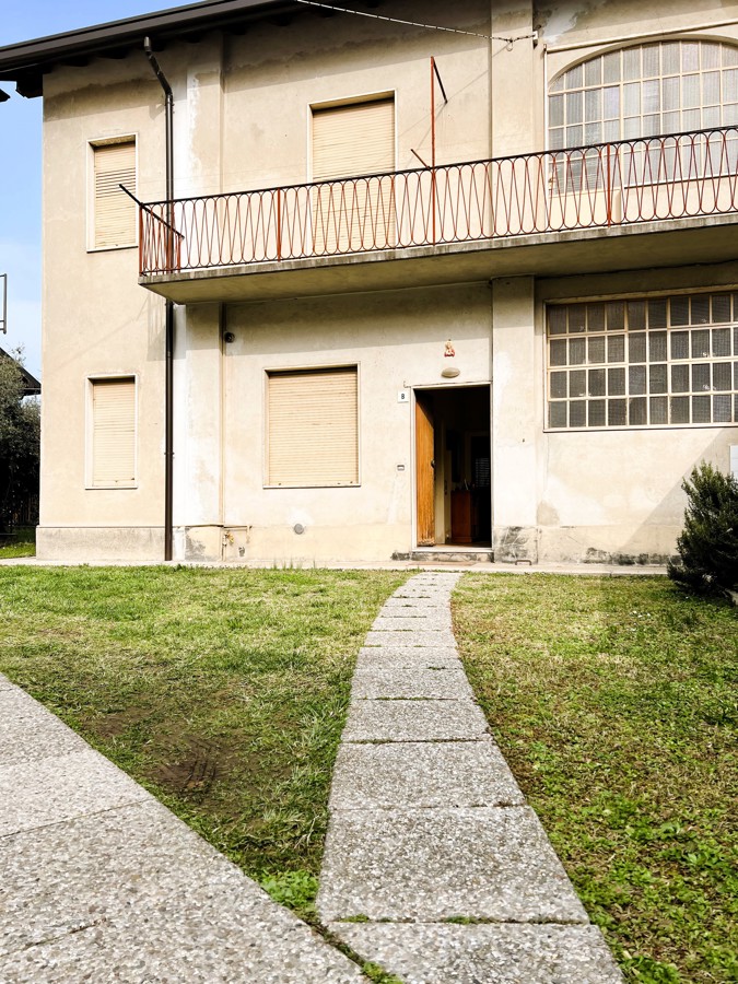 Foto 3 di 18 - Casa indipendente in vendita a Gerenzano