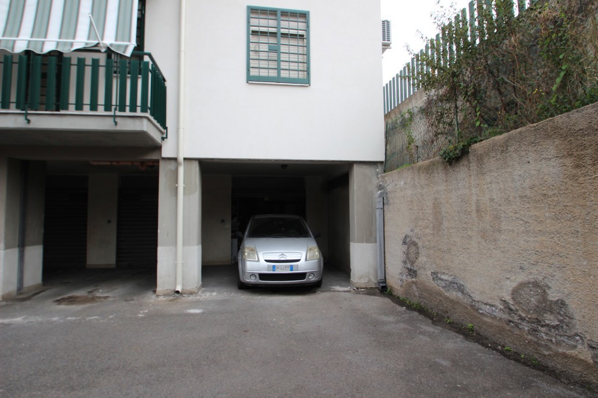 Foto 34 di 40 - Appartamento in vendita a Gravina di Catania