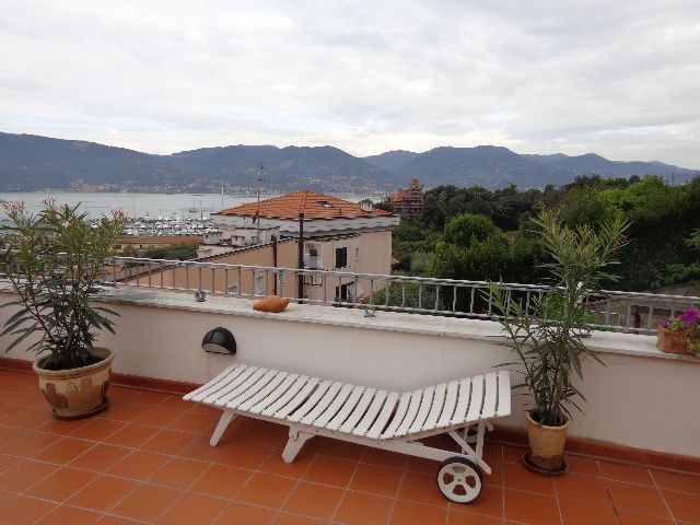 Foto 9 di 13 - Appartamento in affitto a La Spezia