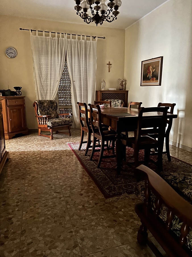 Foto 2 di 11 - Appartamento in vendita a Verona