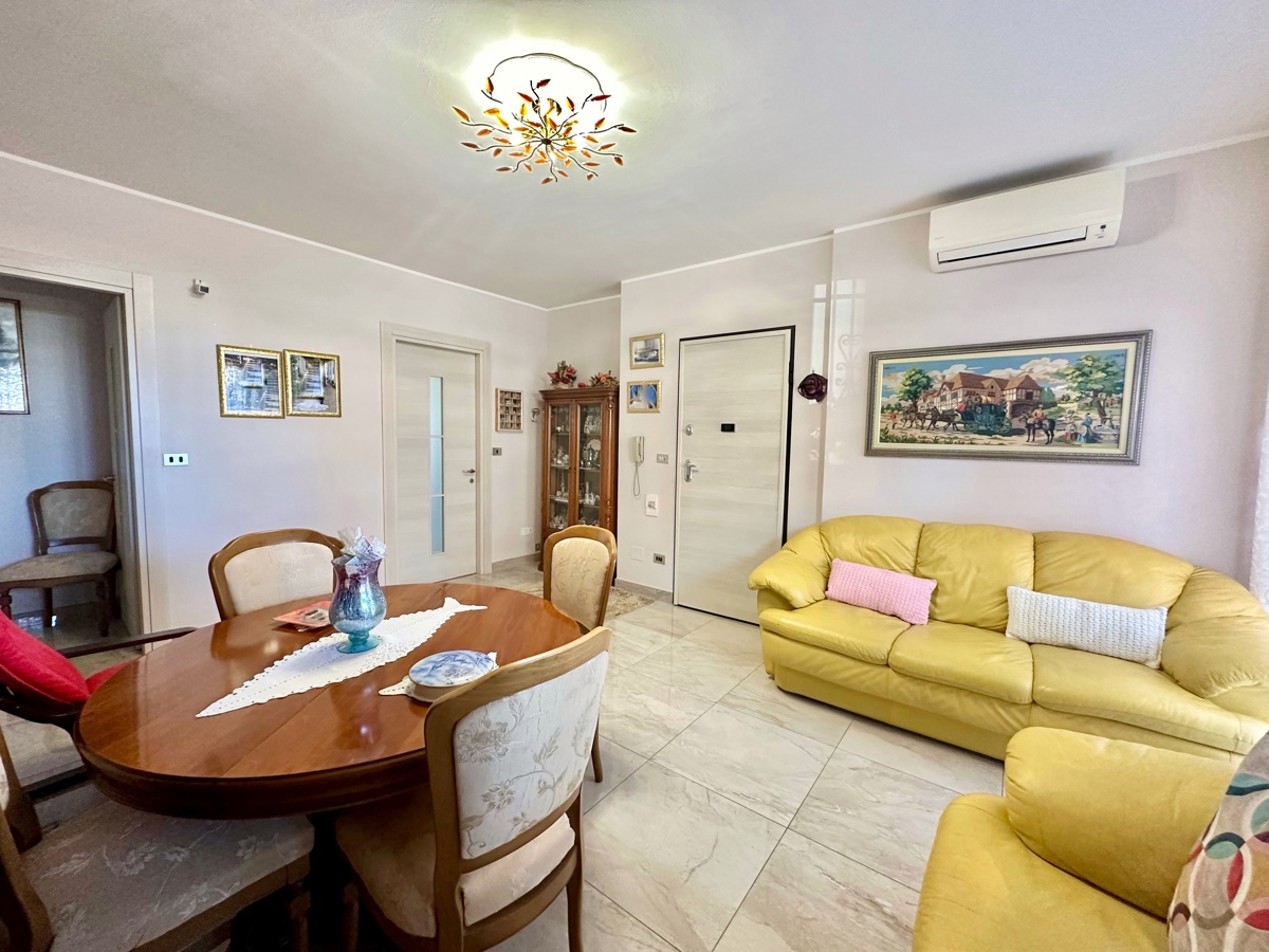 Foto 4 di 23 - Appartamento in vendita a Grugliasco