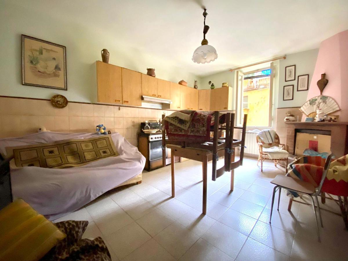 Foto 7 di 8 - Appartamento in vendita a Montevarchi