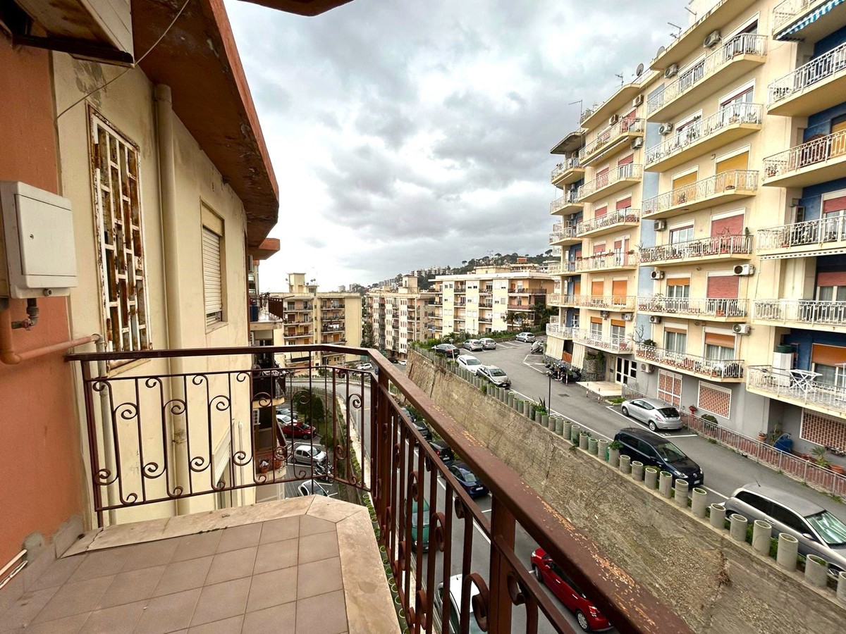 Foto 20 di 22 - Appartamento in vendita a Messina