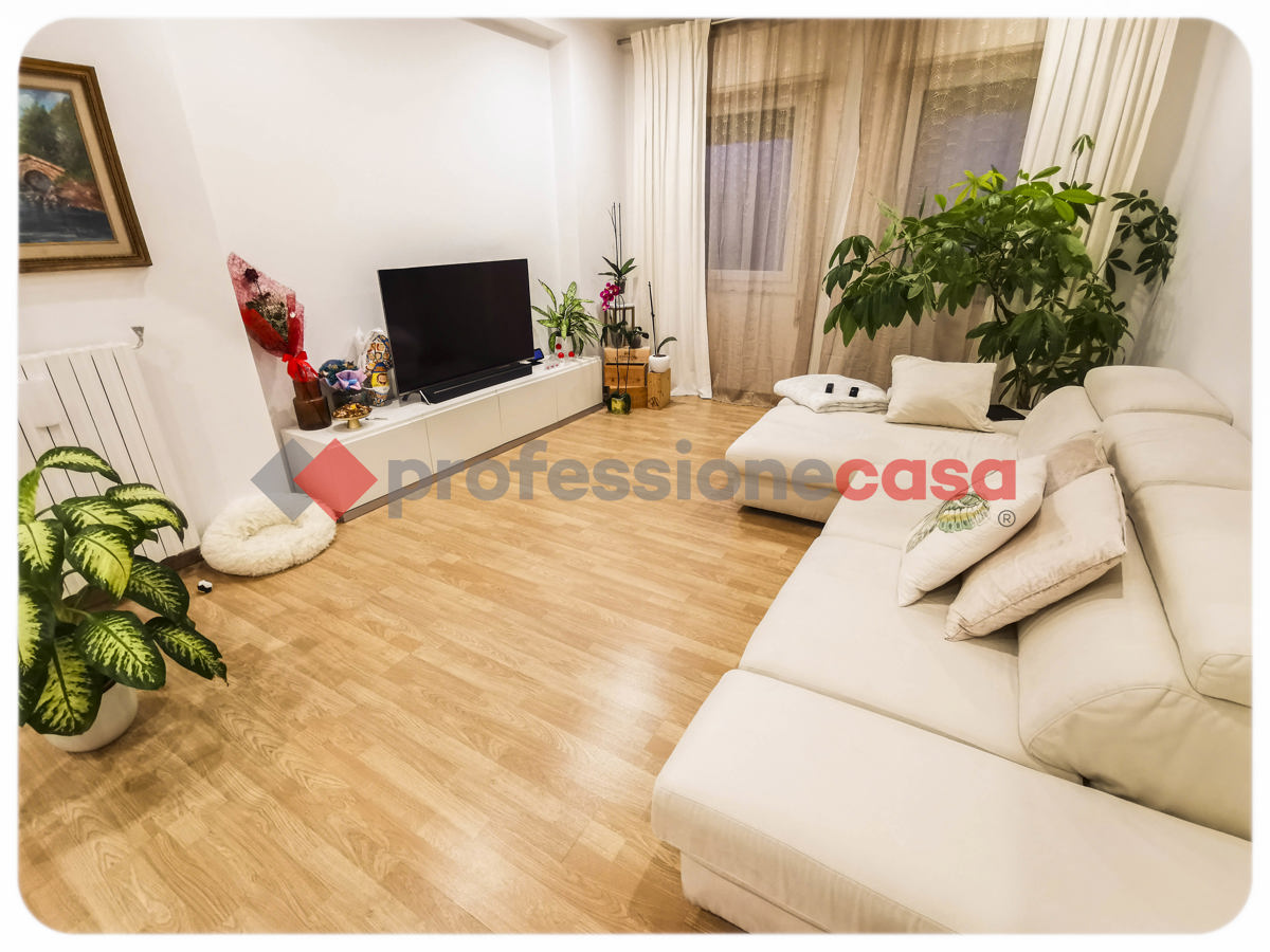 Foto 4 di 24 - Appartamento in vendita a Livorno