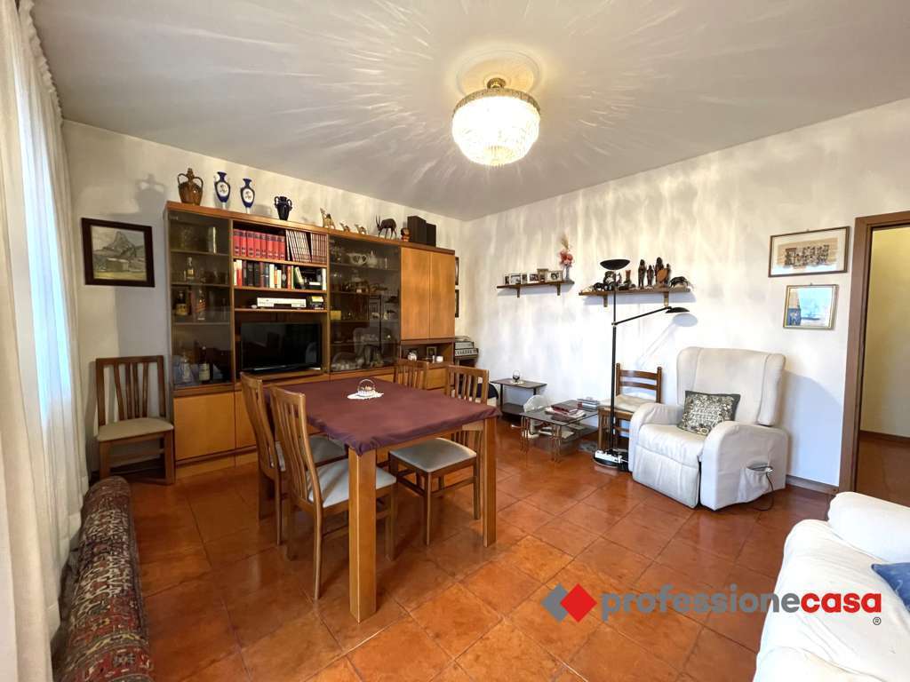 Foto 3 di 38 - Appartamento in vendita a Cesano Boscone