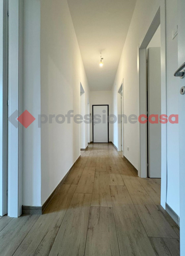 Foto 4 di 29 - Appartamento in vendita a Livorno