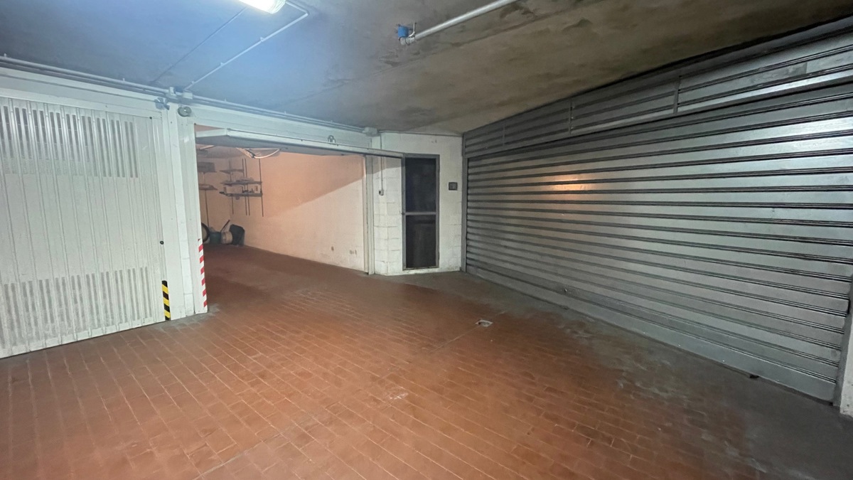 Foto 10 di 17 - Garage in vendita a Genova