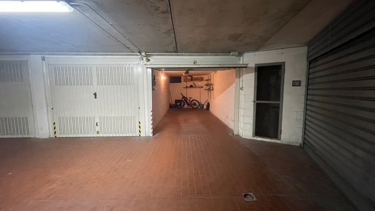 Foto 11 di 17 - Garage in vendita a Genova