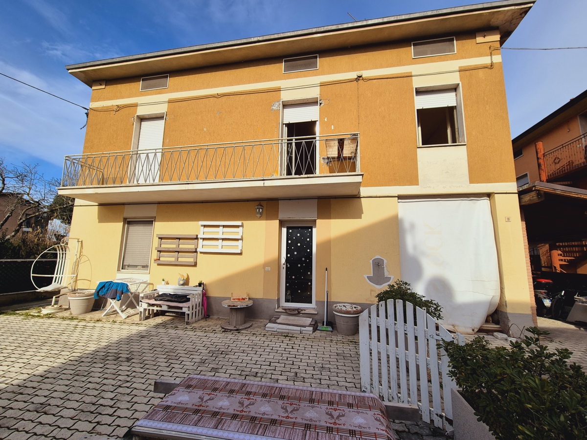Foto 3 di 24 - Casa indipendente in vendita a Assisi