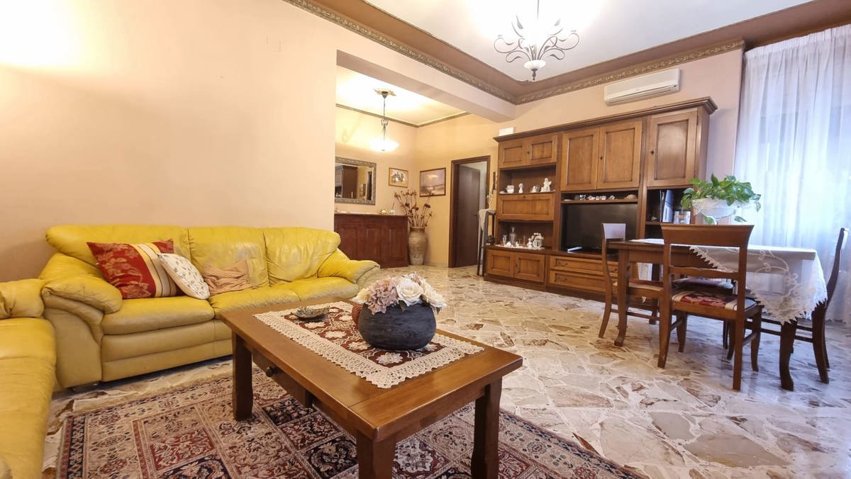 Foto 24 di 34 - Appartamento in vendita a Milazzo
