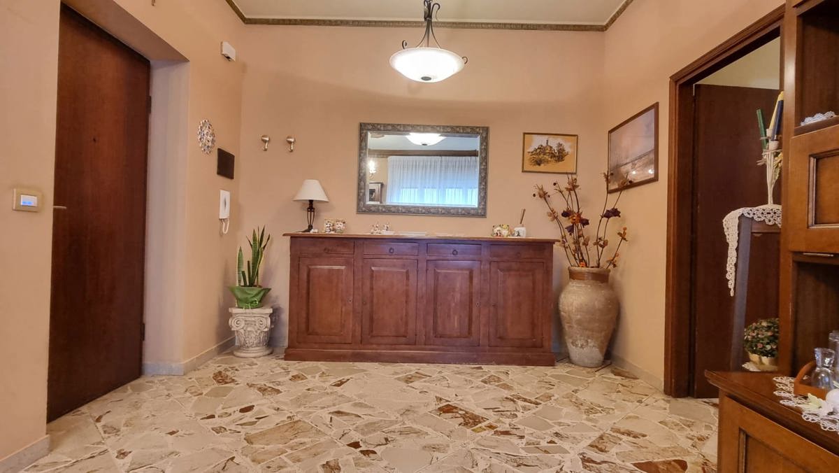 Foto 4 di 34 - Appartamento in vendita a Milazzo