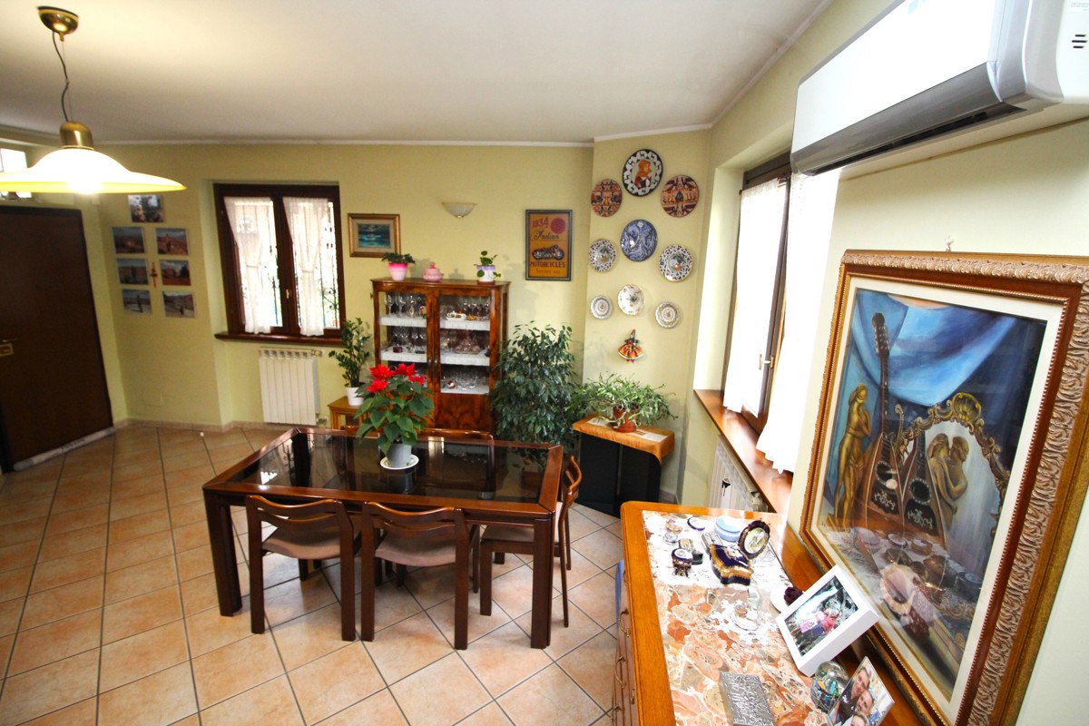 Foto 5 di 29 - Villa a schiera in vendita a Legnano