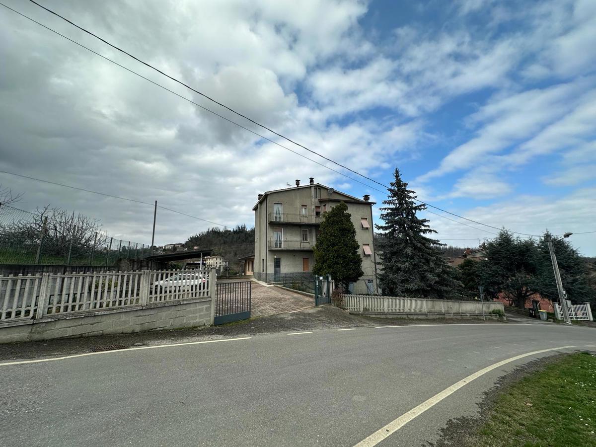Foto 1 di 24 - Casa indipendente in vendita a Piacenza