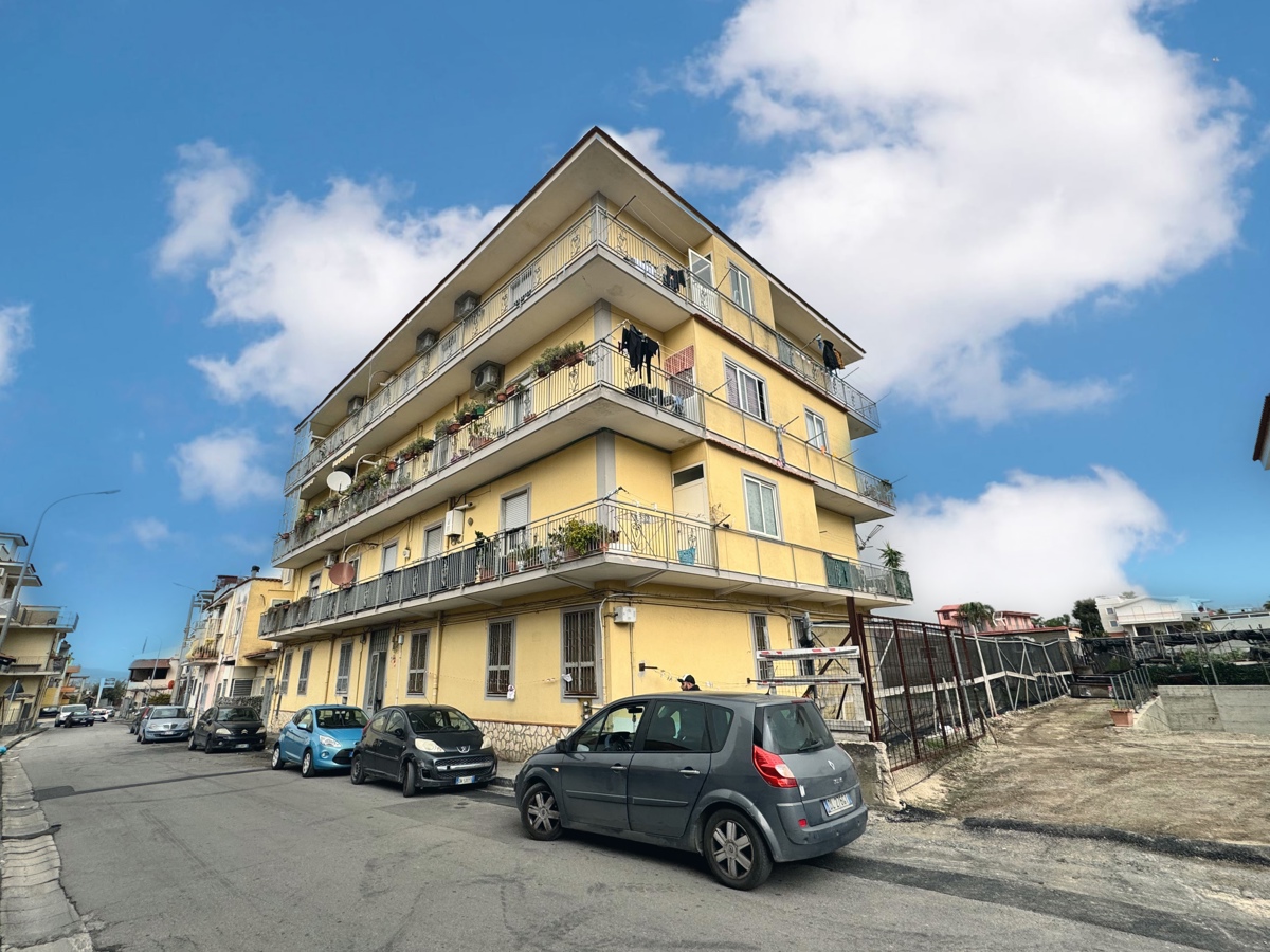 Foto 2 di 17 - Appartamento in vendita a Santa Maria la Carit