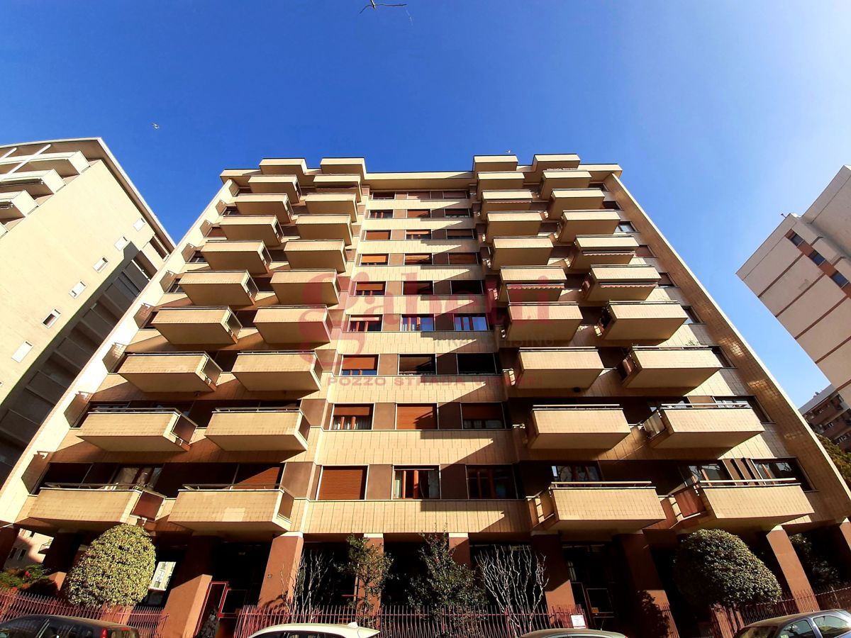 Foto 2 di 24 - Appartamento in vendita a Torino