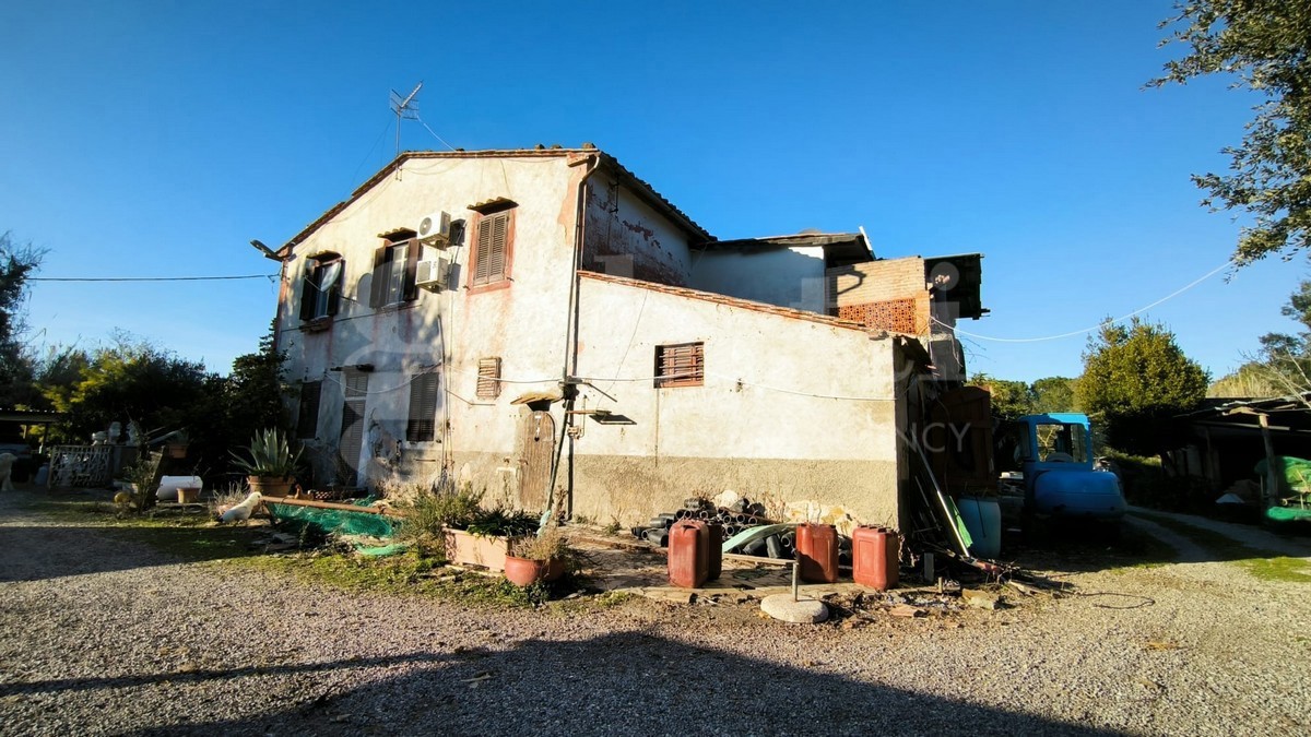 Foto 6 di 20 - Casa indipendente in vendita a Piombino
