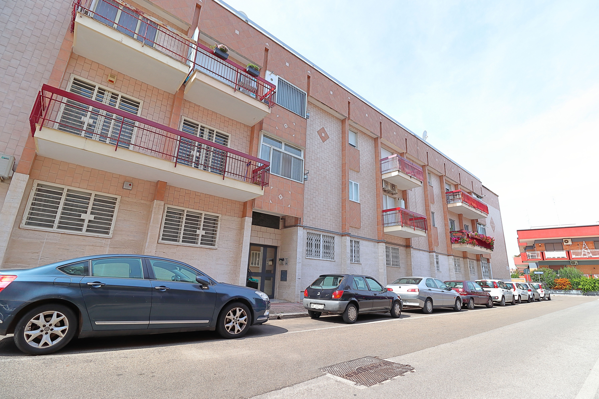 Foto 1 di 40 - Appartamento in vendita a Bari