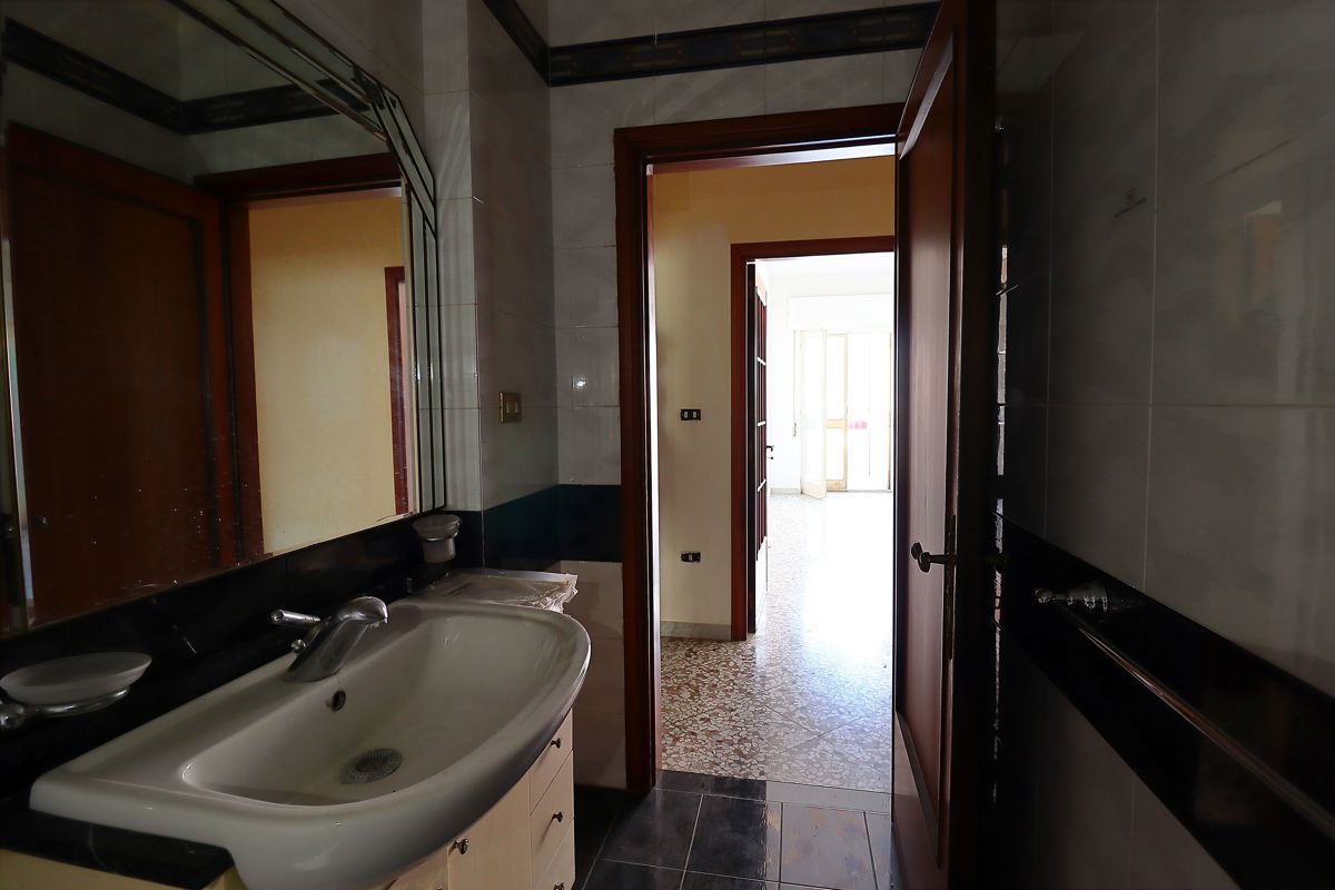 Foto 25 di 40 - Appartamento in vendita a Bari