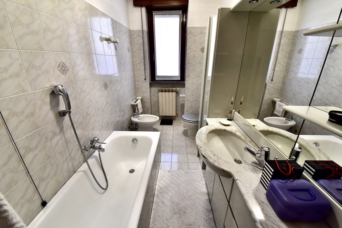 Foto 14 di 30 - Appartamento in vendita a Paderno Dugnano