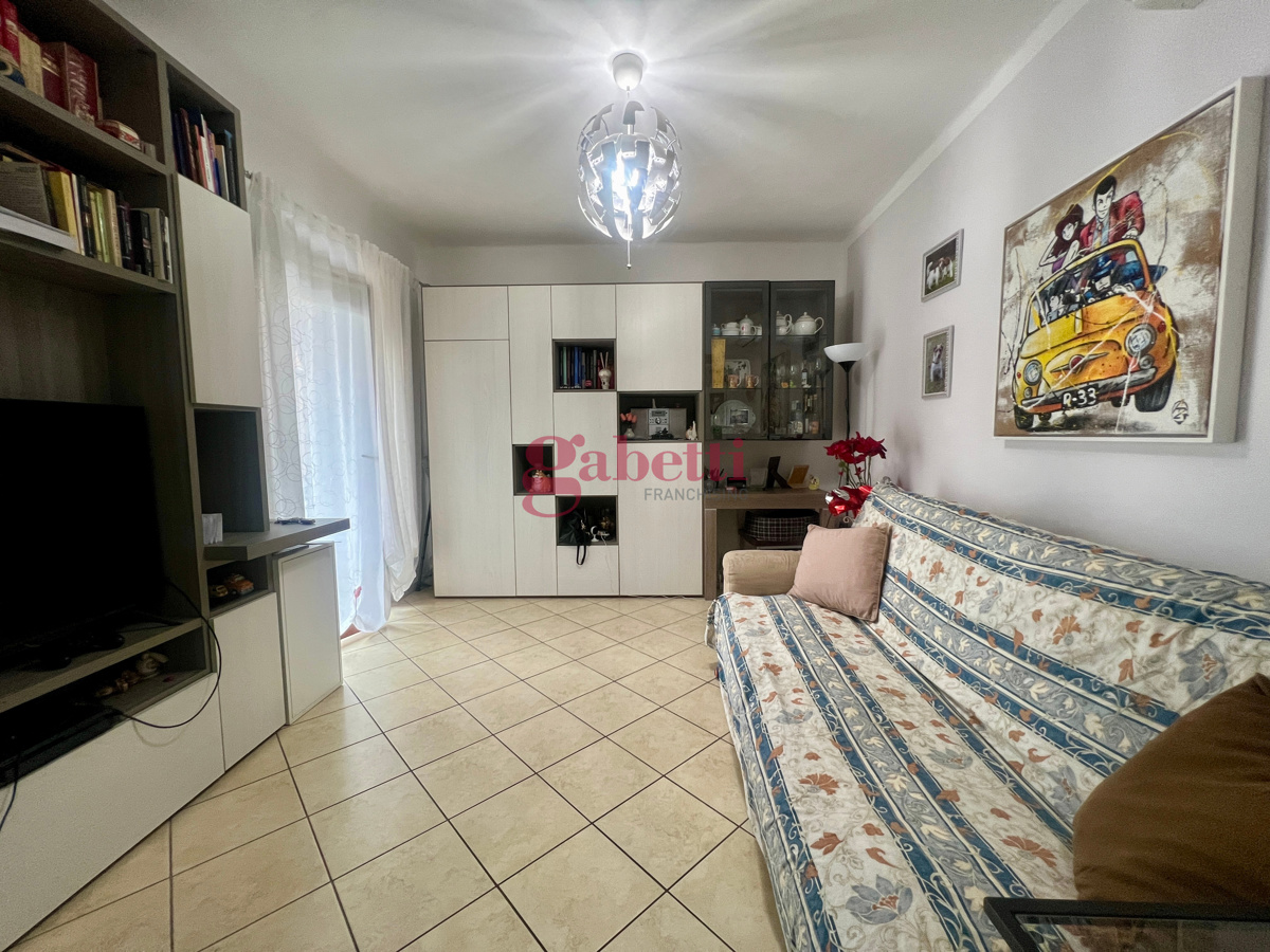 Foto 13 di 36 - Appartamento in vendita a Poggio A Caiano