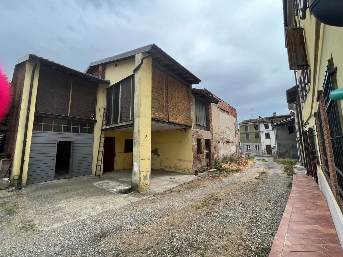 Foto 16 di 19 - Casa indipendente in vendita a Portalbera