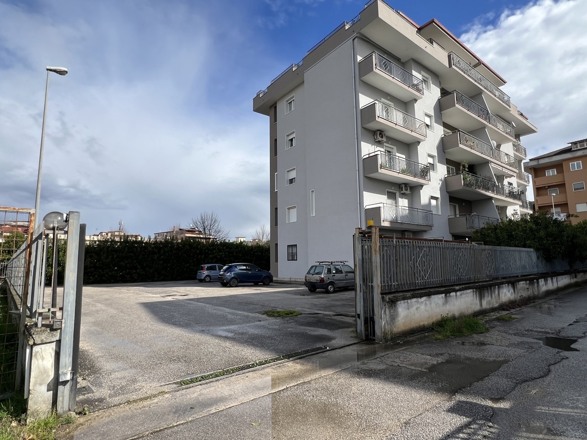 Foto 30 di 32 - Appartamento in vendita a Capua