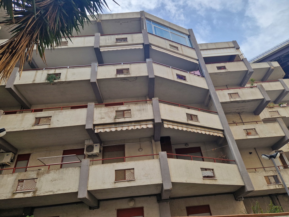 Foto 3 di 21 - Appartamento in vendita a Messina