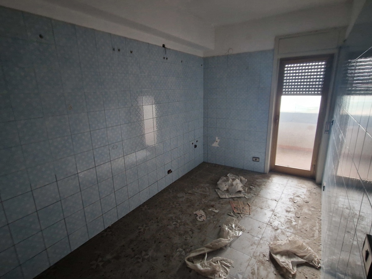 Foto 10 di 15 - Appartamento in vendita a Messina