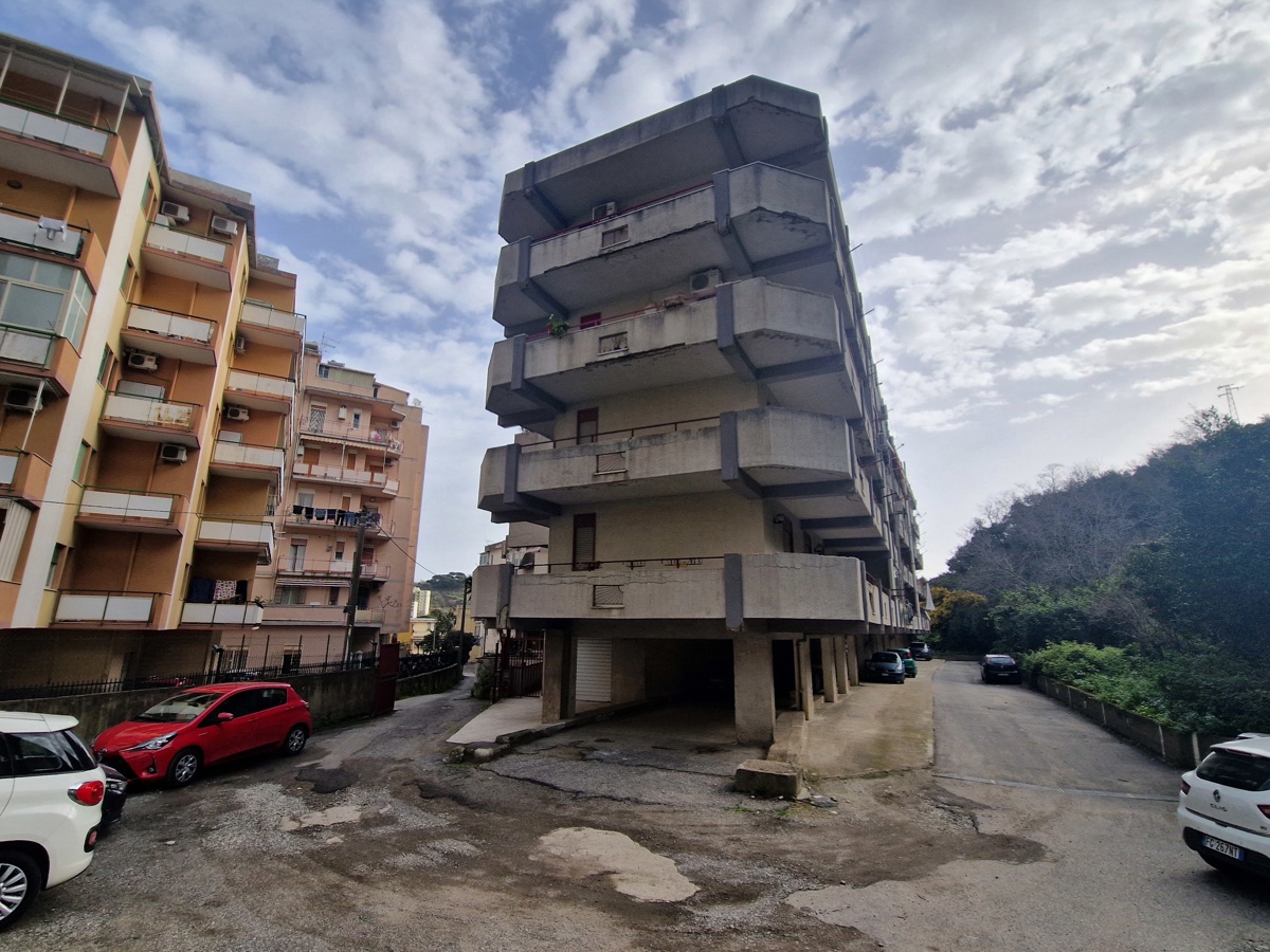 Foto 3 di 14 - Appartamento in vendita a Messina