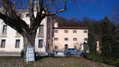 Foto 11 di 46 - Villa in vendita a Creazzo