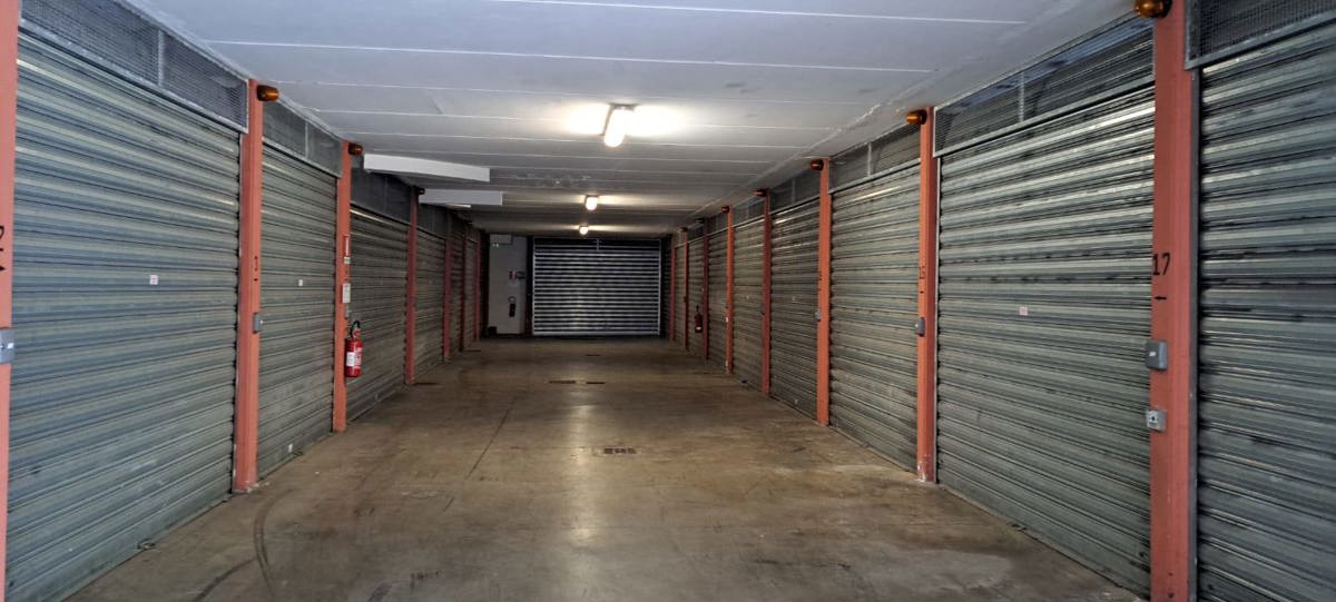 Foto 2 di 5 - Garage in vendita a Roma