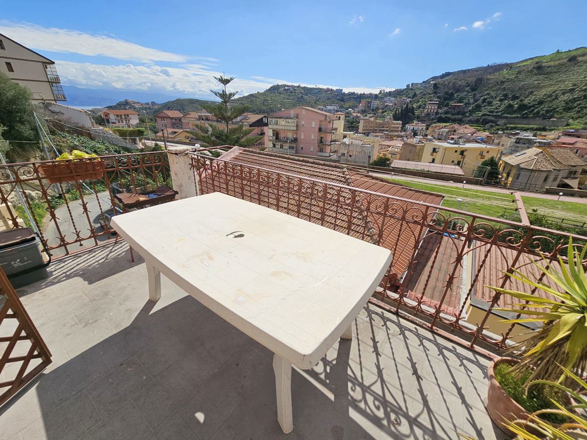 Foto 10 di 18 - Appartamento in vendita a Messina