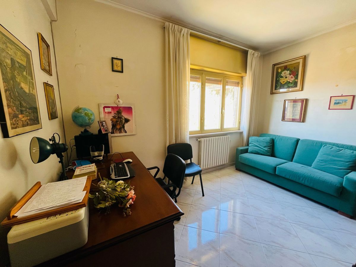 Foto 10 di 19 - Appartamento in vendita a Napoli